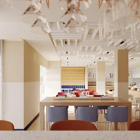 Express & By Ihg Hotel Portimao