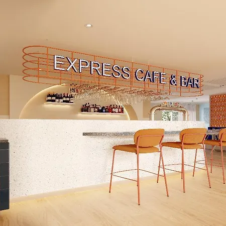 فندق Express & By Ihg 3*