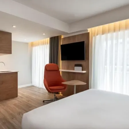 Hotel Express & By Ihg Portimao