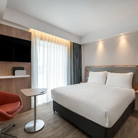 Express & By Ihg Portimao
