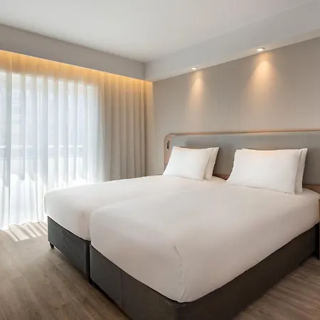 Express & By Ihg Hotel