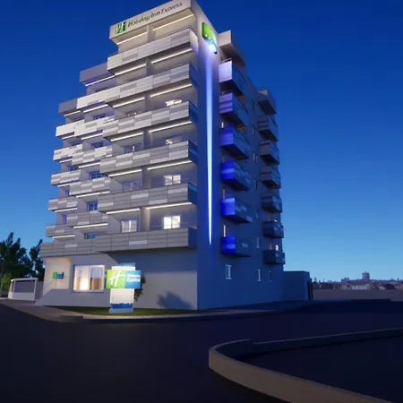 Hotel Express & By Ihg Portimão